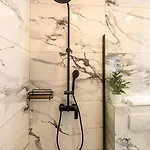 M Apartman